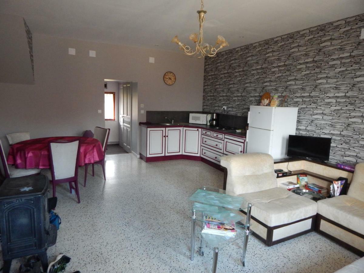 Gite Chez Marcel Et Bea La Chapelle-Saint-Sauveur  Kültér fotó