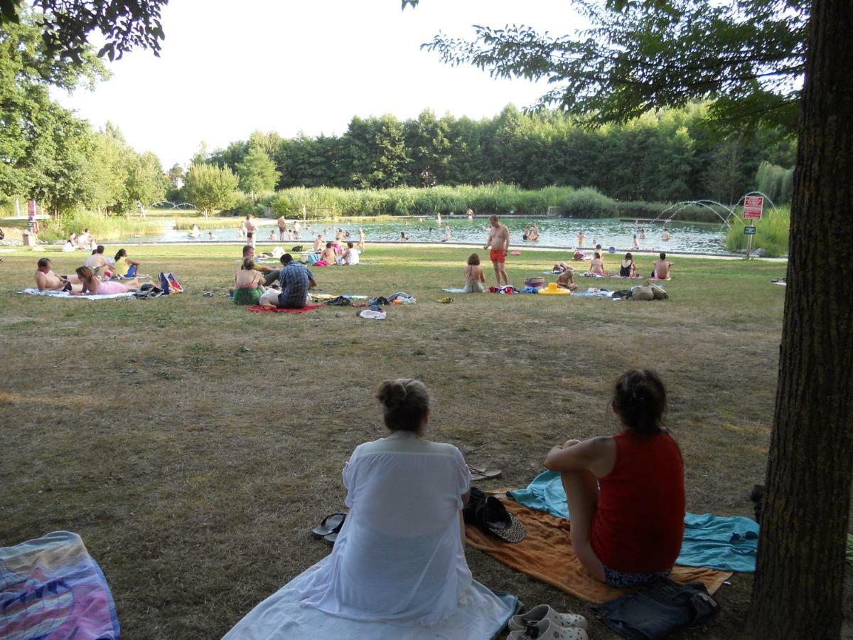 Gite Chez Marcel Et Bea La Chapelle-Saint-Sauveur  Kültér fotó